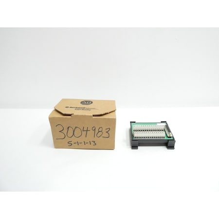 Allen Bradley Analog Interface Module Ser C 1492-AIFM8-3